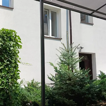 Appartement Centrum Krakowa, Z Ogrodem I Parkingiem *